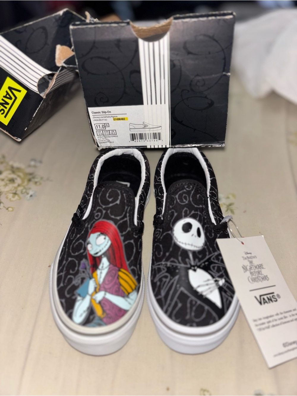Vans The Nightmare Before Christmas Black and White Skate Shoe Box
